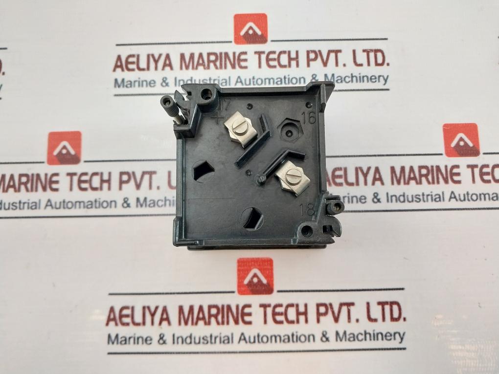 Crompton Instruments E243-026A-G-LS-LS-C5 Ammeter 0/5/30 Amps AC