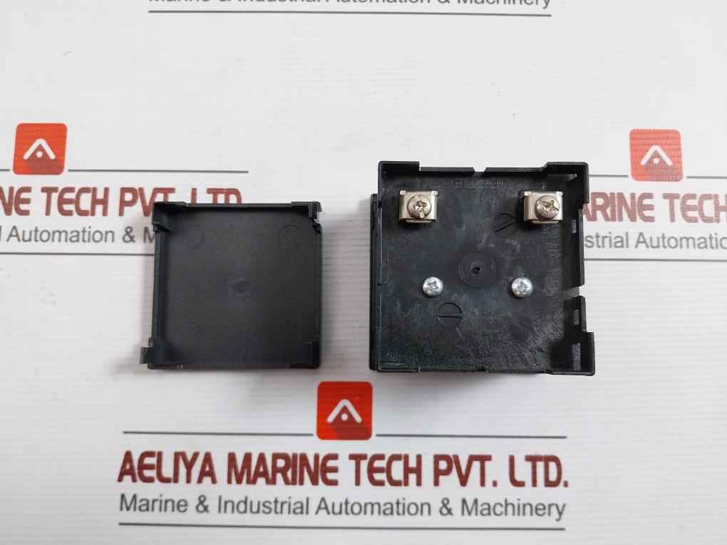 Crompton M243-156-g-pl-zh-c6 Hours Meter 120V-60Hz