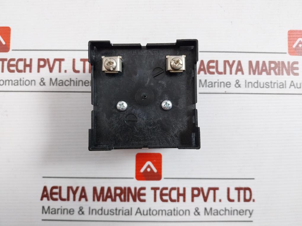 Crompton M243-156-g-pl-zh-c6 Hours Meter 120V-60Hz