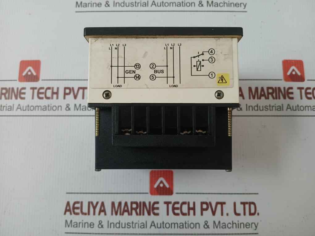 Crompton Synchro Check Relay 380-480V Ac 40-65 Hz Part No: 244-14Gg-szbx-fq