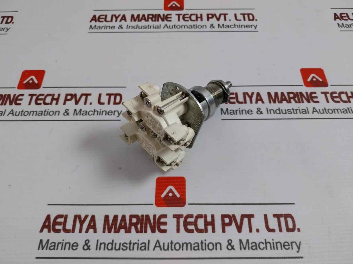 Crouse-hinds Eswp126 Operator Switch Rev 4