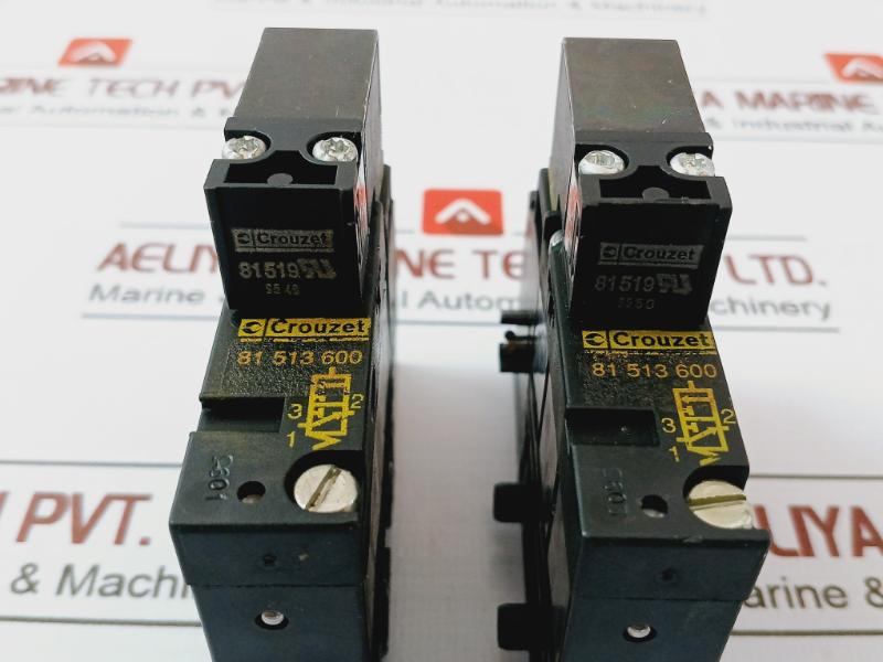 Crouzet 81 513 600 Miniature/Pneumatic Control Valve, Dc 24V 1W