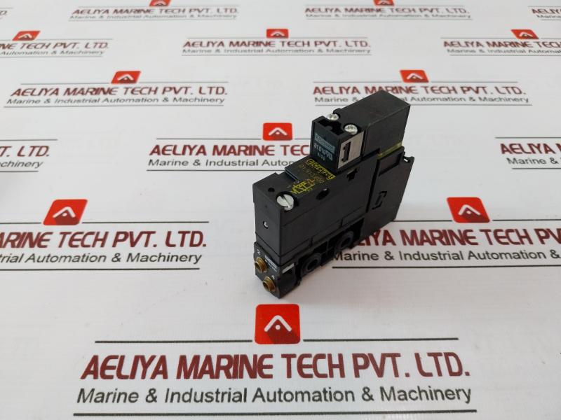 Crouzet 81 513 600 Series 2 Station Manifold End Base Dc 24V 1W