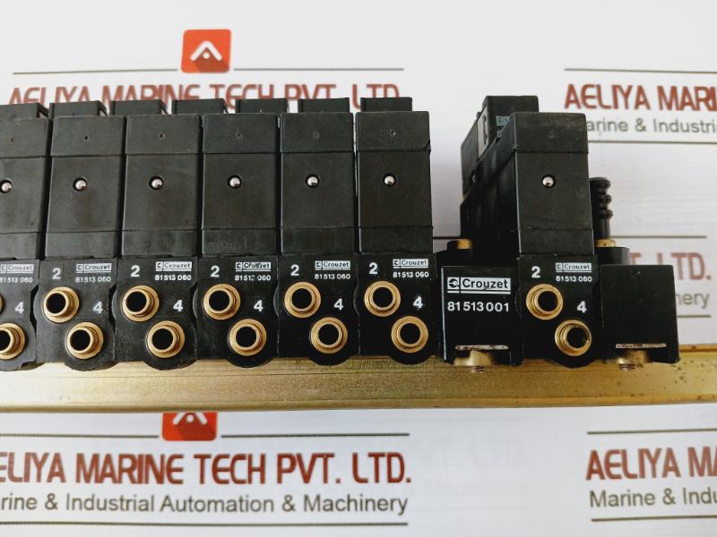 Crouzet 81519 Pneumatic Solenoid Valve W/ 81 513 101/600/151/201/001/060