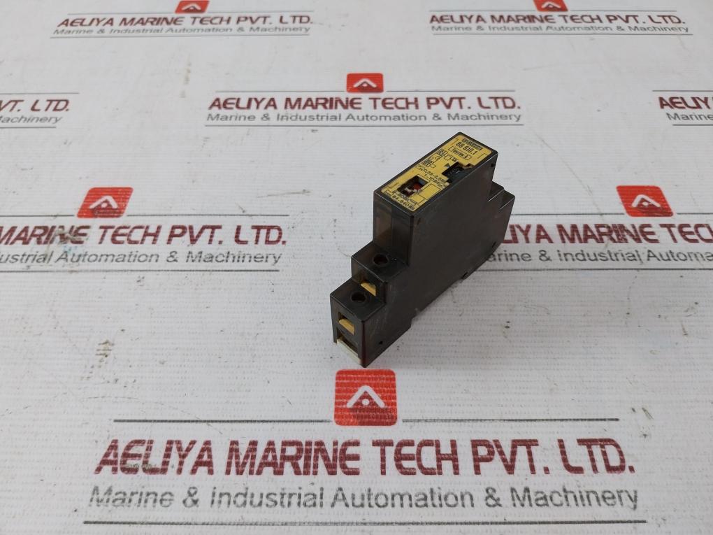 Crouzet 88 810.1 Time Relay 0,7A 10-60V 40-264V 0,25-2,5Min Vde 0110 Gr.C_Ip40