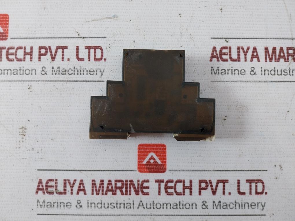 Crouzet 88 810.1 Time Relay 0,7A 10-60V 40-264V 0,25-2,5Min Vde 0110 Gr.C_Ip40