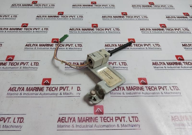 Crouzet 900/00070/00 Hw55 Tilt Out Of Balance (Obl )switch 5a 250v