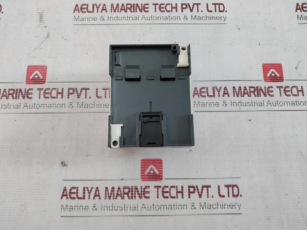 Crouzet Cb12 Millenium 3 Relay Output 88 970 021 24Vdc 8A 250Vac