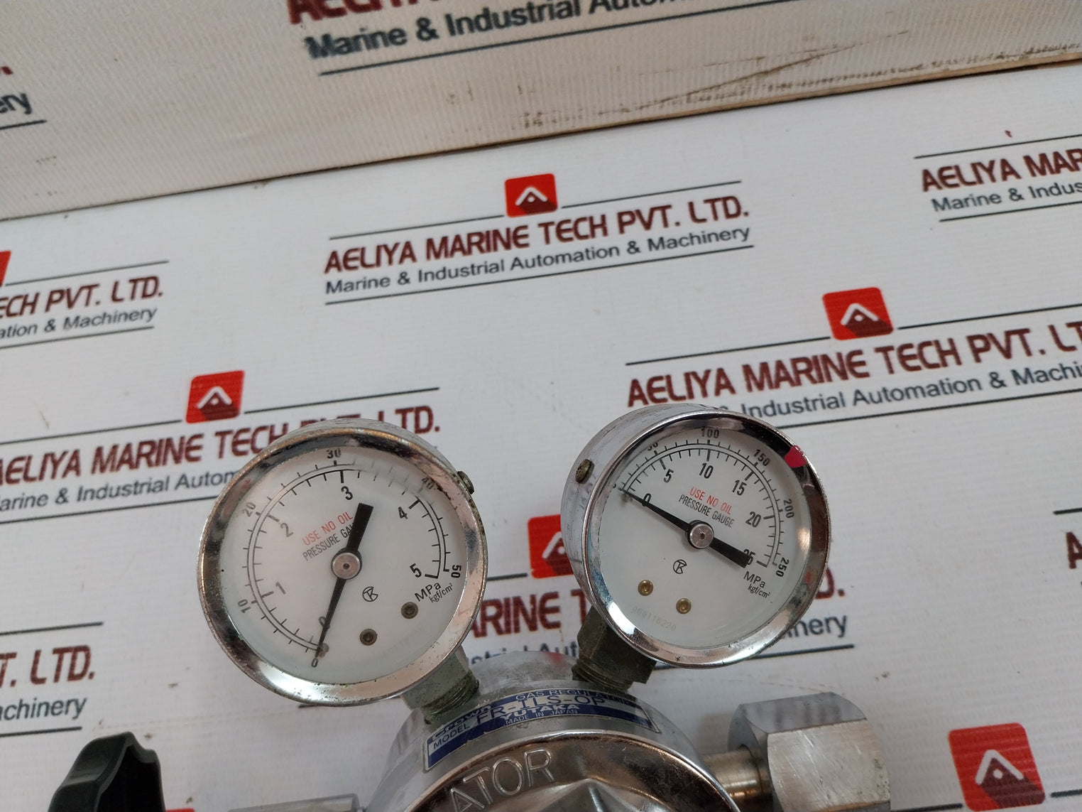 Crown Fr-ils-op N2 Gas Regulator Charging Tools For Alpha Lubricator - Aeliya Marine Tech