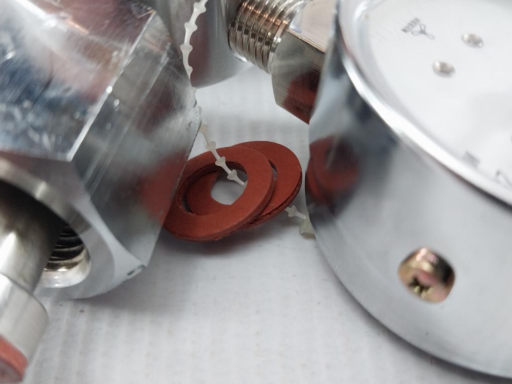 Crown Fr-is-op Gas Regulator And Flowmeter