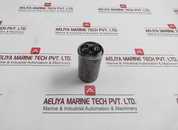 Csc 325P156H37M30N3X Motor Run Capacitor 15Uf 370Vac