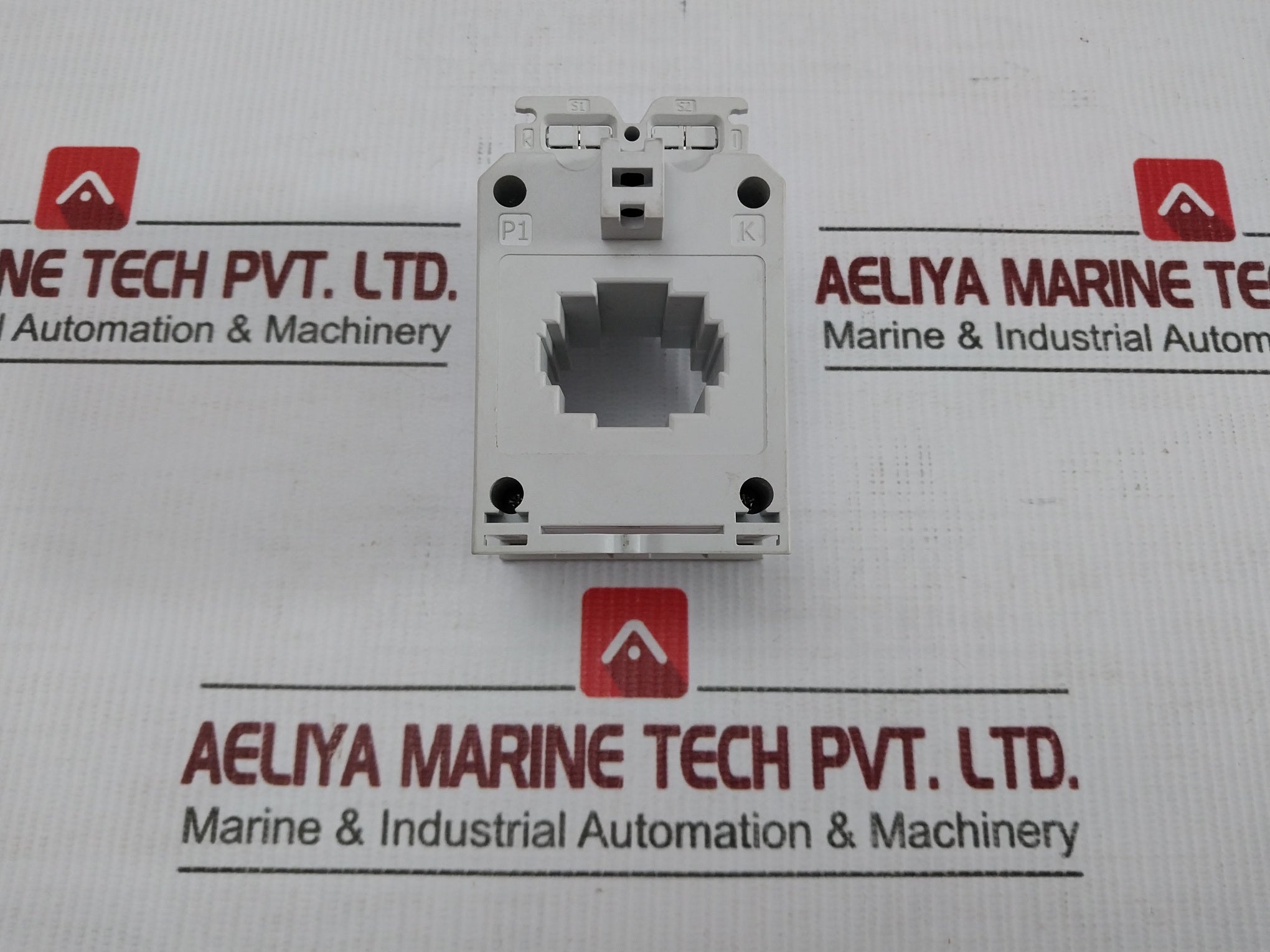 Ctd-2x.300.5a.Xxx Current Transformer By Carlo Gavazzi