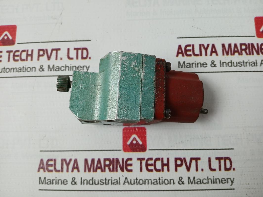 Cummins 3054609 Fuel Shut Off Solenoid Valve 24-v