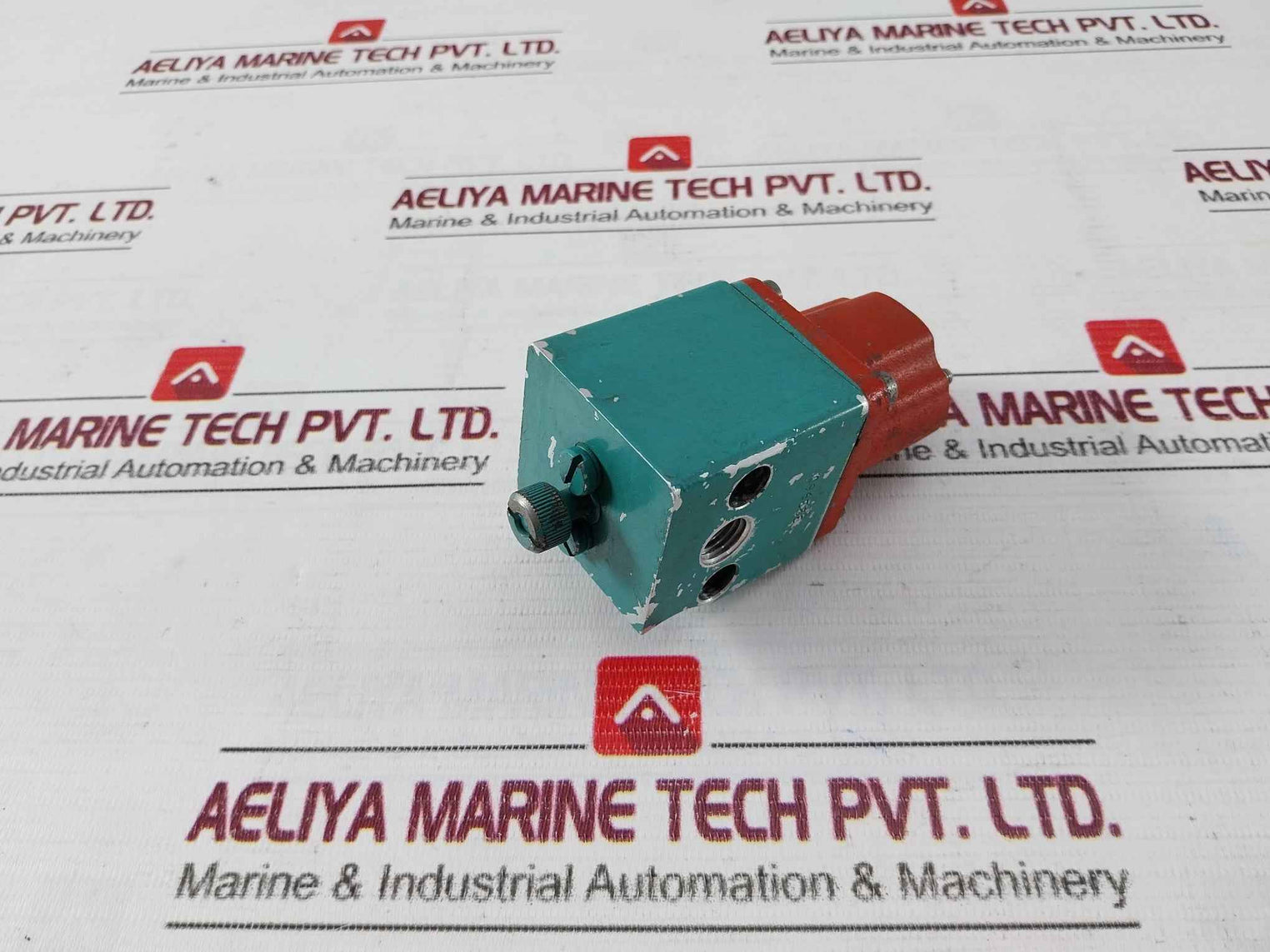 Cummins 3054609 Fuel Shutoff Solenoid Valve 24 Vdc 3239601