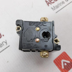 Cutler-hammer 10250 T53 Pushbutton Contact Block