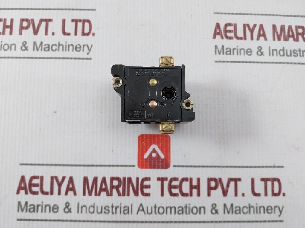 Cutler-hammer 10250 T53 Pushbutton Contact Block