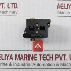 Cutler-hammer 10250 T53 Pushbutton Contact Block
