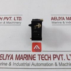 Cutler-hammer 10250 T53 Pushbutton Contact Block