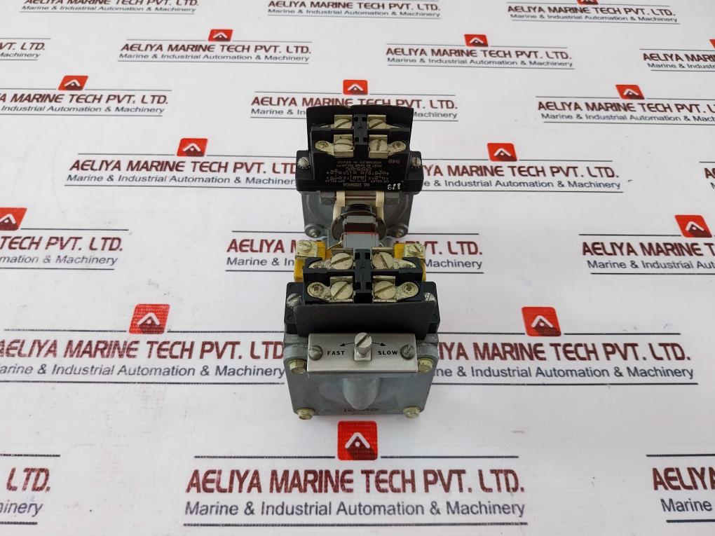 Cutler-hammer 10337h194a Pneumatic Timing Relay 600 Volts Ac Max 480v 60hz