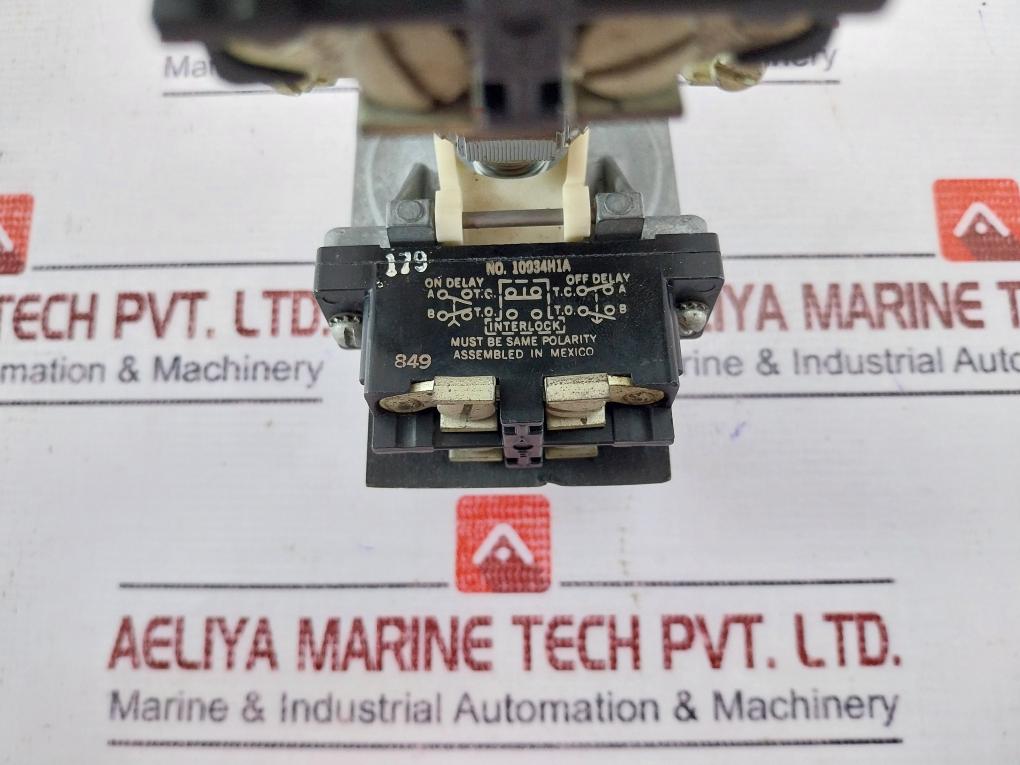 Cutler-hammer 10337h194a Pneumatic Timing Relay 600 Volts Ac Max 480v 60hz