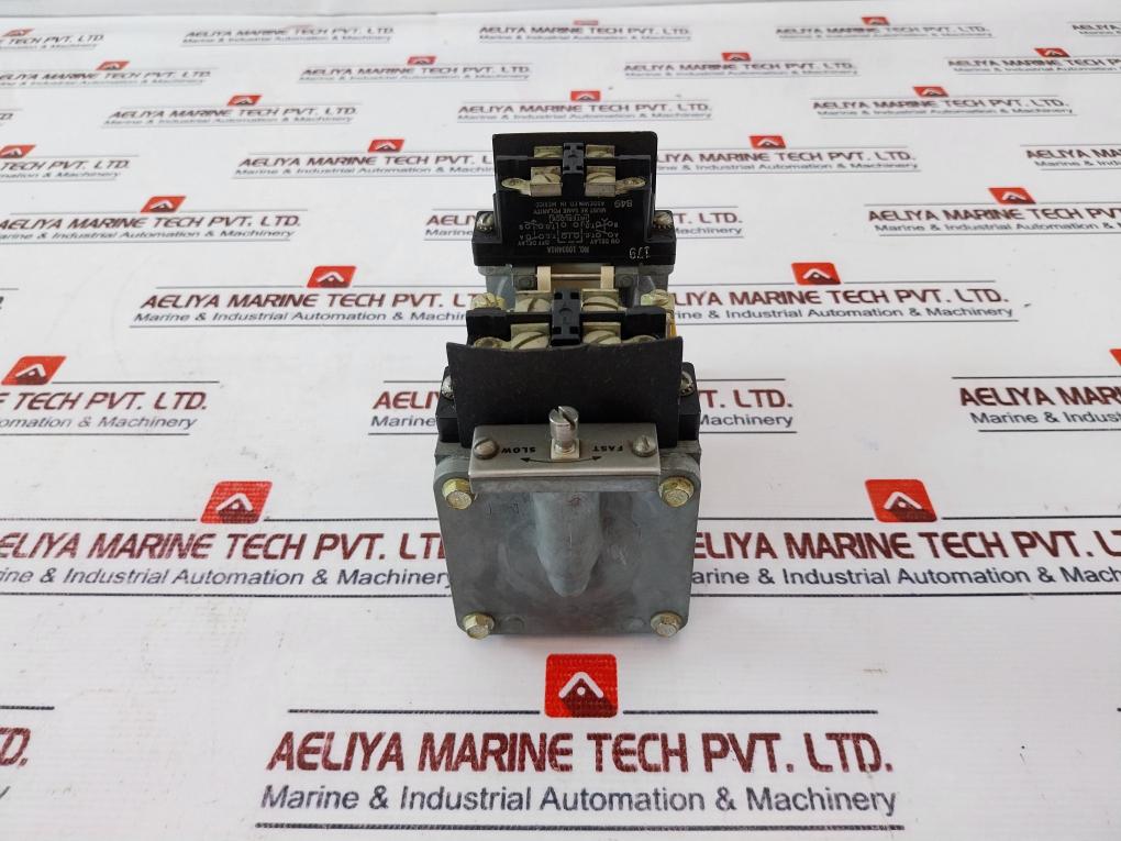 Cutler-hammer 10337h194a Pneumatic Timing Relay 600 Volts Ac Max 480v 60hz