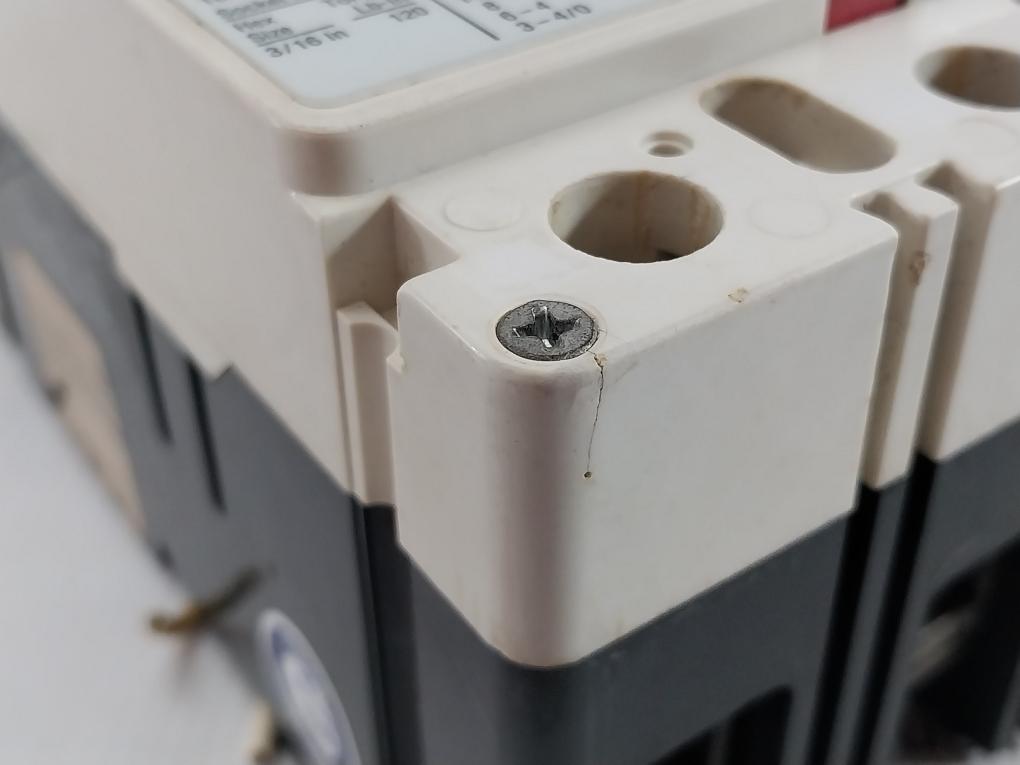 Cutler-hammer 3P Molded Case Circuit Breaker 600Vac Hfd3125L