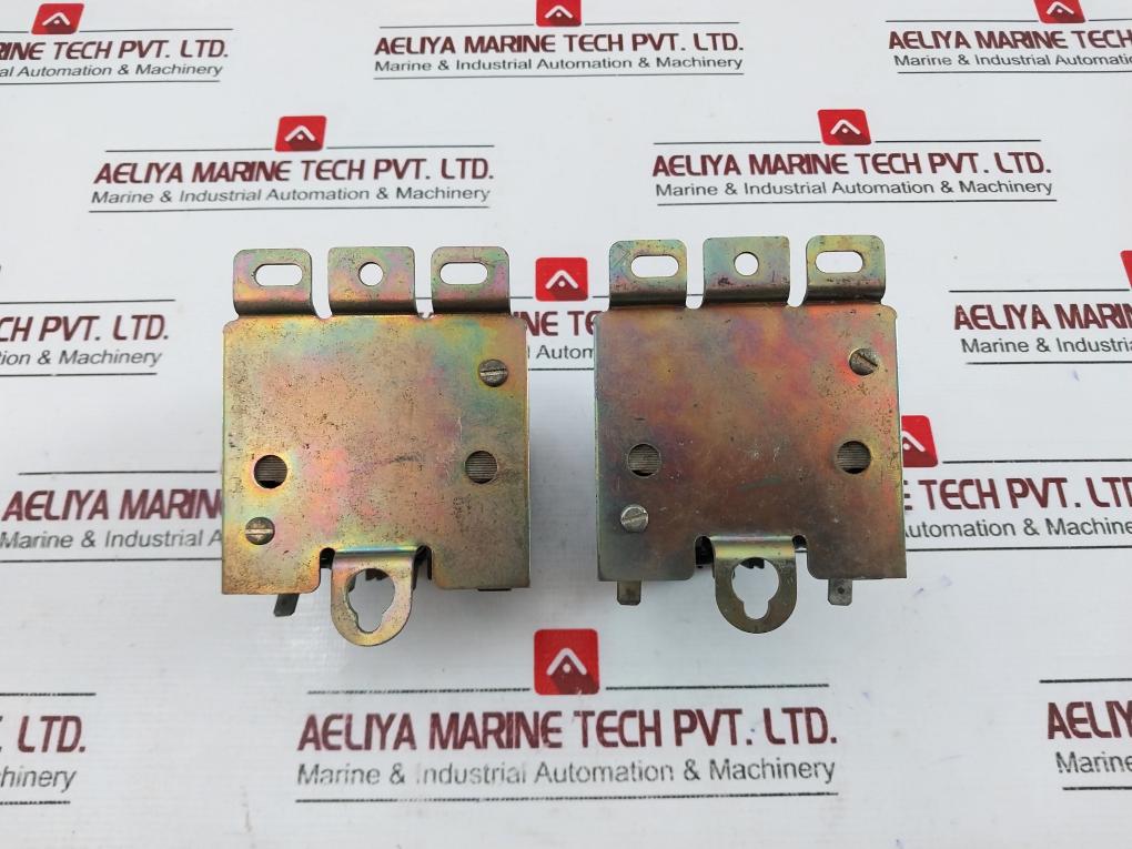 Cutler-hammer 6-172-33 Contactor 9560H738A, 66U1-9251, 25 Amperes