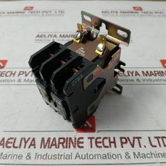 Cutler-hammer C25Dna3402T Definite Purpose Contactor 24V 50-60Hz 7 Lb.In.