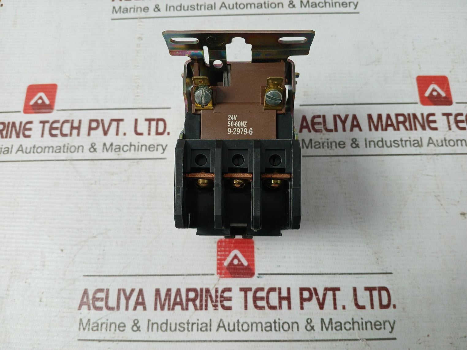 Cutler-hammer C25Dna3402T Definite Purpose Contactor 24V 50-60Hz 7 Lb.In.