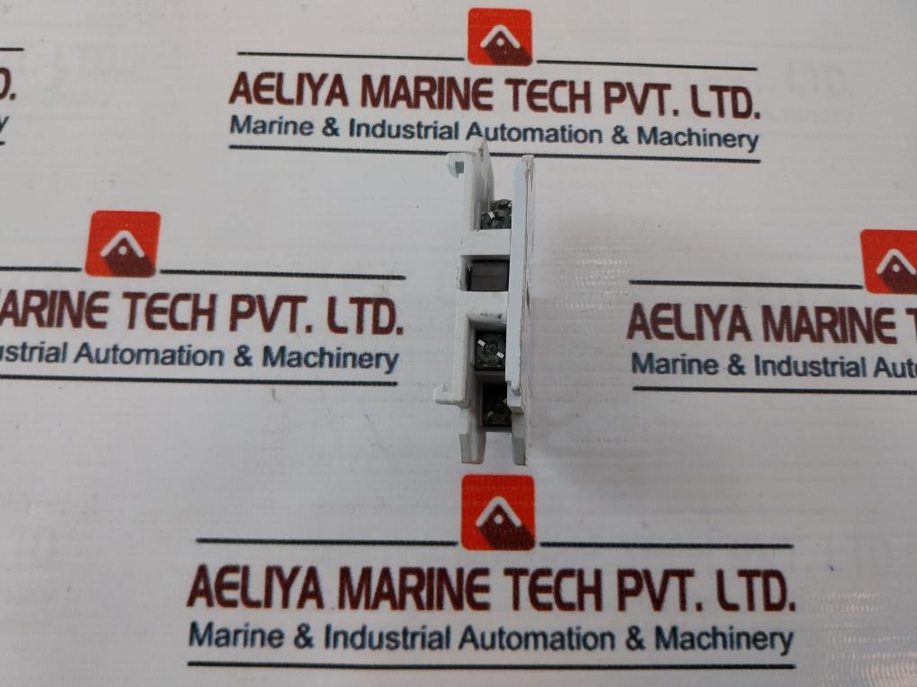 Cutler-hammer C320Kgs3 Auxiliary Contact