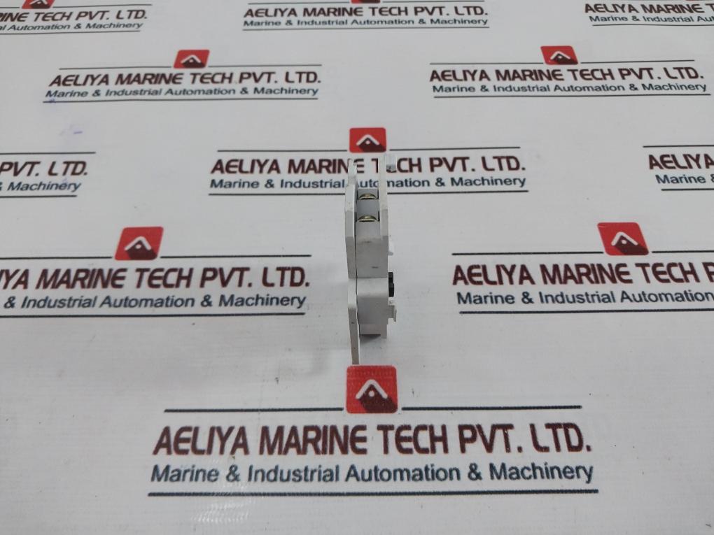 Cutler-hammer C320Kgs3 Auxiliary Contact Block Ser A2