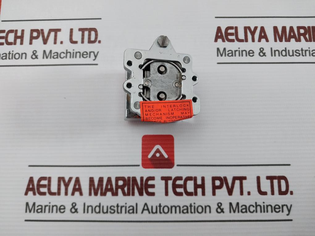 Cutler-hammer E30Ag Compact Push Button