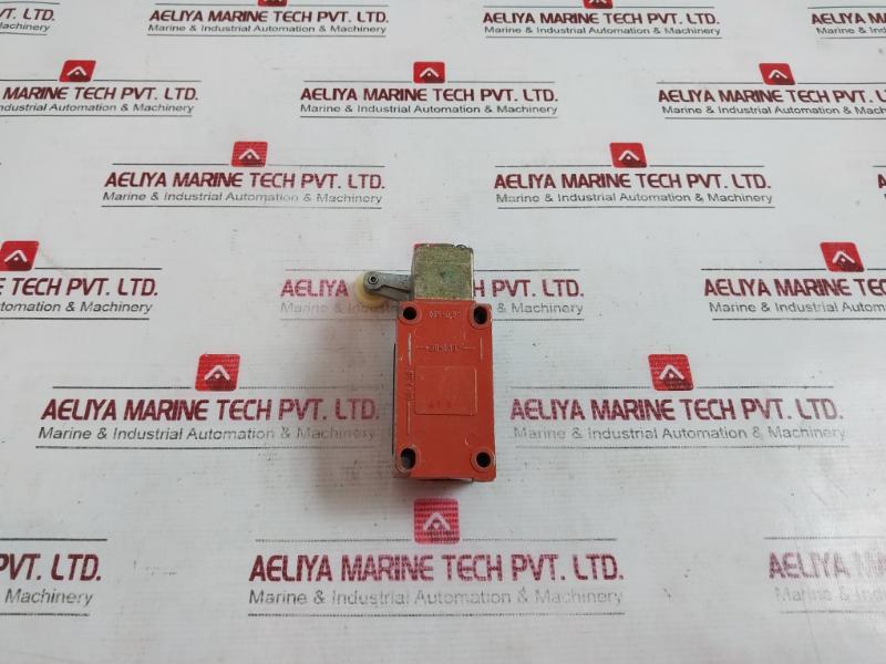 Cutler-hammer Me500 Limit Position Switch Series-a1 500V