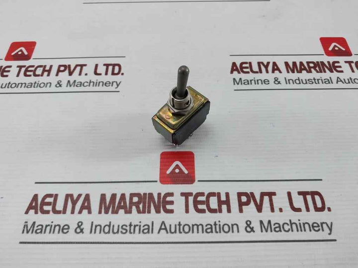 Cutler-hammer St52R Toggle Switch
