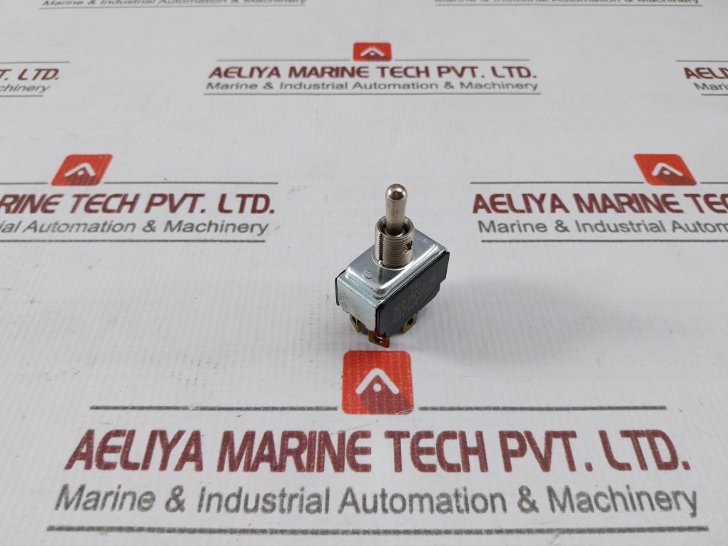 Cutler-hammer 8632 Toggle Switch 10A 250Vac