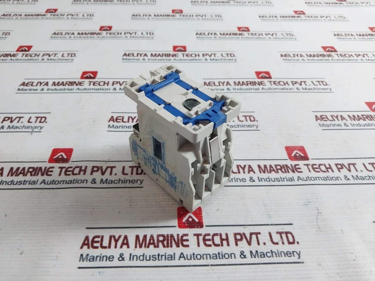 Cutler-hammer Ce15Ans3 3 Pole A.C. Magnetic Contactor Ce15Ans3B