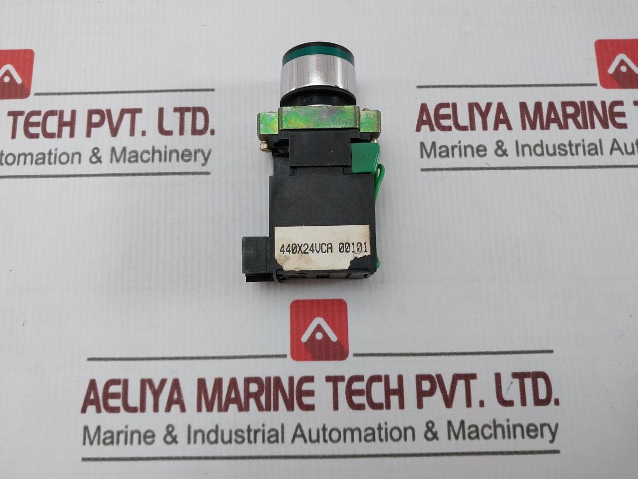 Cutler-hammer Push Button Green