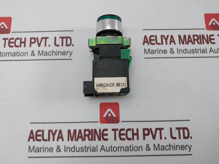 Cutler-hammer Push Button Green