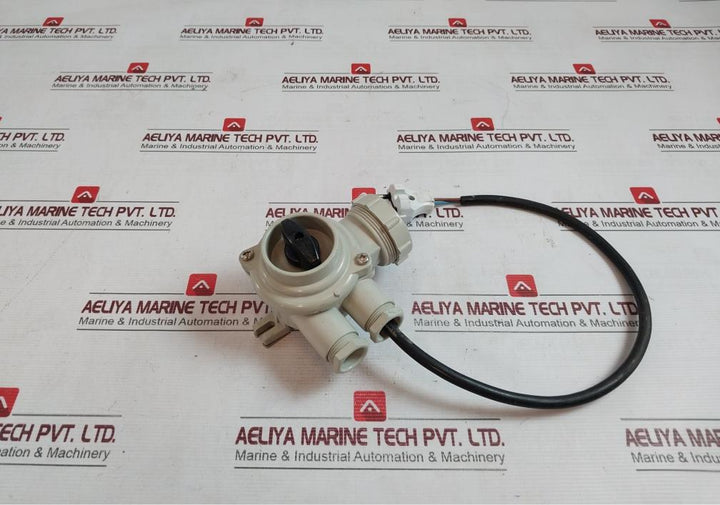 Czks202-3 Nylon Socket With Switch Ip56 250V 10A/6A
