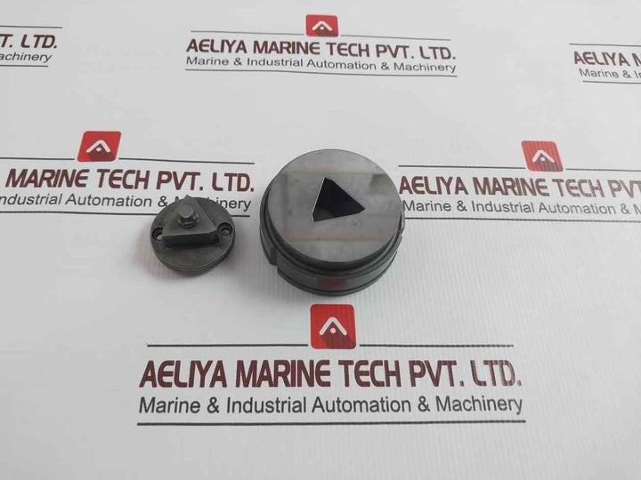 D-684 21749-00 Id 1 Cnc Punch Press Tool N568
