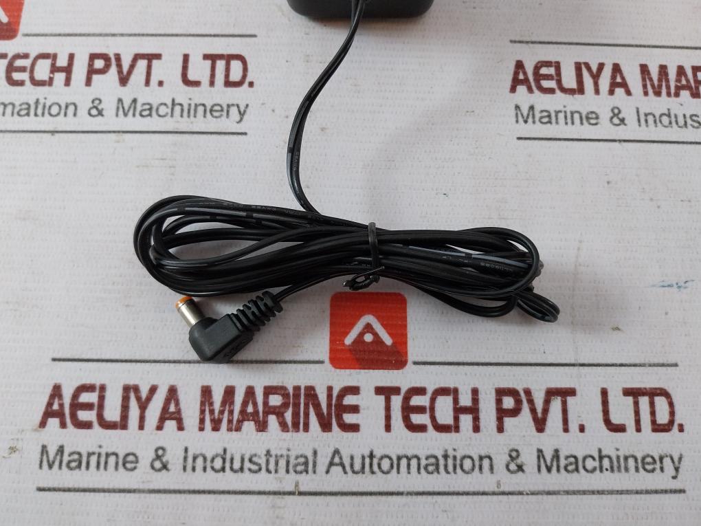 D-link Am-0751000V Ac/Dc Adapter 220-240V-50Hz 120Ma 0607C