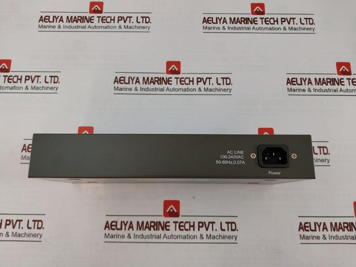 D-link Des-1016A 16 Port 10/100 Switch Oes1016Ae-b1G 100-240Vac Acn 50-60Hz