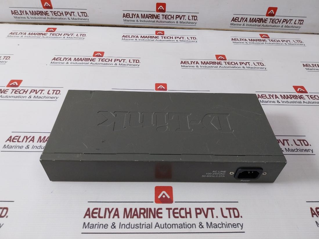 D-link Des-1016A Mbps Switch 10/100 100-240Vac 50-60Hz 0.07A