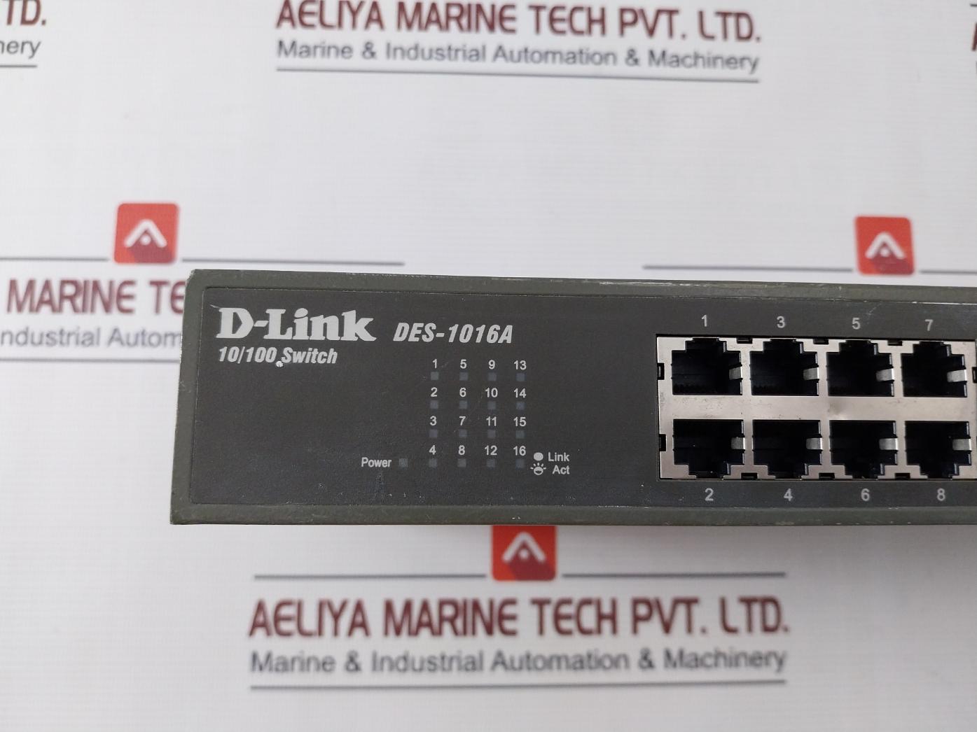 D-link Des-1016A Mbps Switch 10/100 100-240Vac 50-60Hz 0.07A
