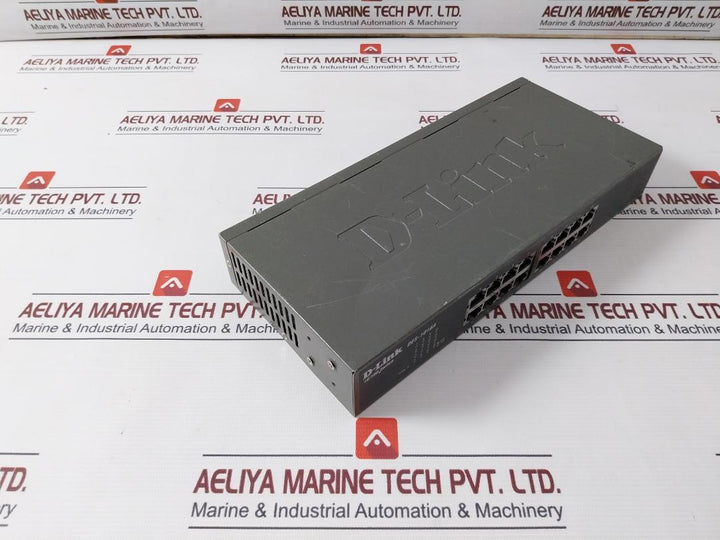 D-link Des-1016A Mbps Switch 10/100 100-240Vac 50-60Hz 0.07A