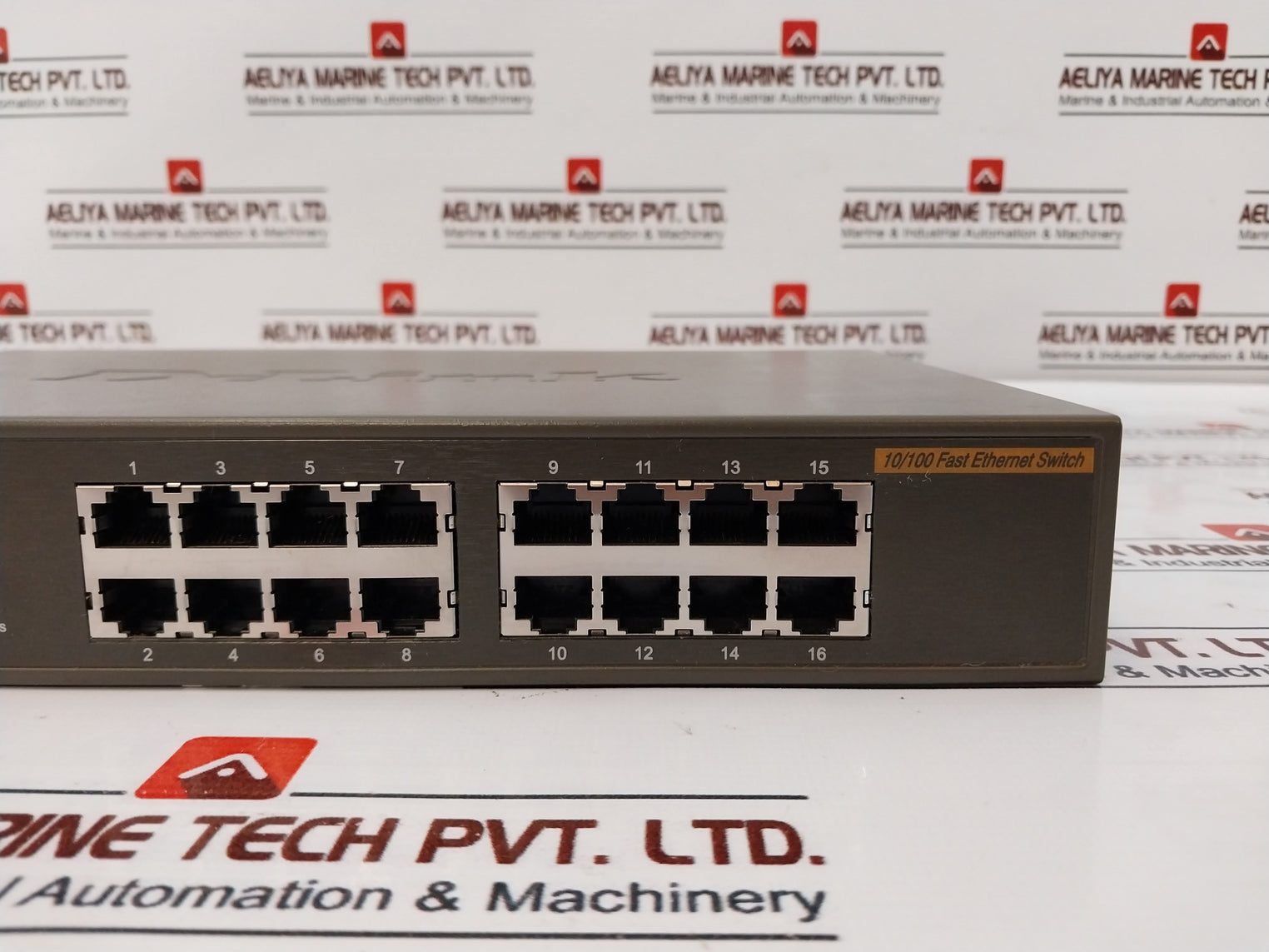 D-link Des-1016d 16-port Fast Ethernet Unmanaged Desktop Switchmanufacturer: D-link (India) Limited