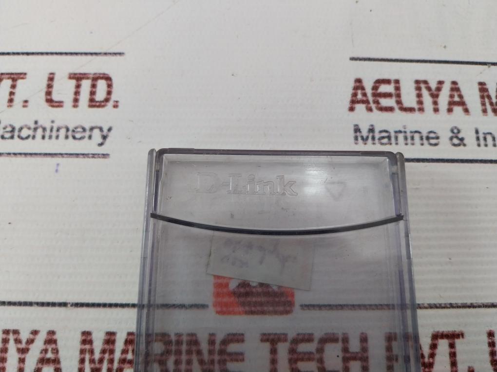 D-link Dfe-690Txd Ethernetwork 32-bit Notebook Adapter