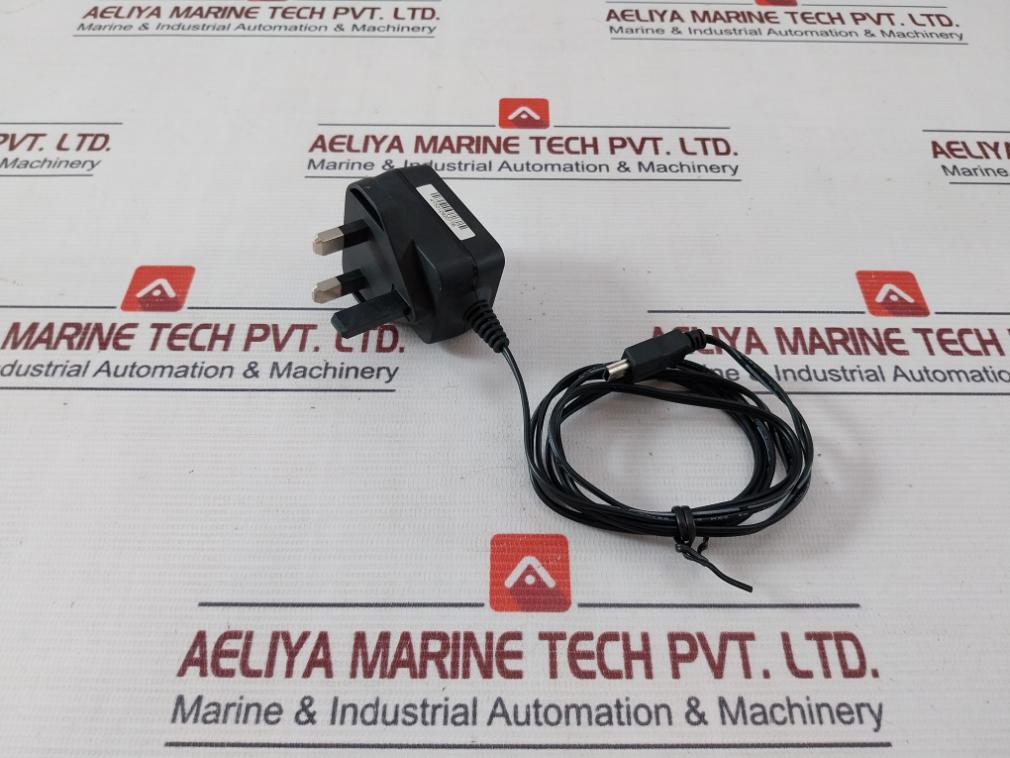D-link Mu03B5050055-b2 I.T.E Adapter Power Supply Charger 100-240V-50/60Hz 0.15A