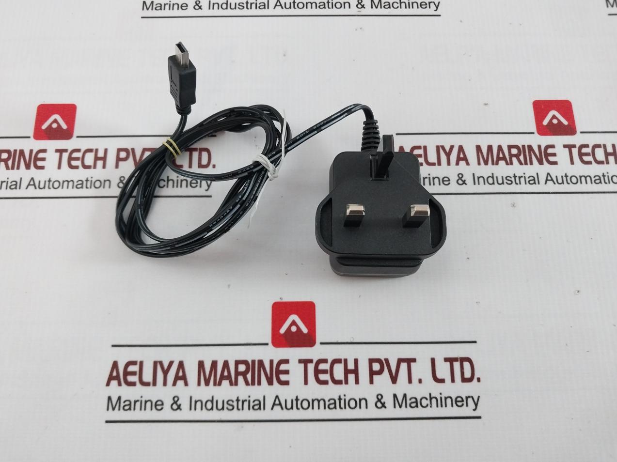 D-link Mu03B5050055-b2 I.T.E Adapter Power Supply Charger 100-240V 50/60Hz 0.15A