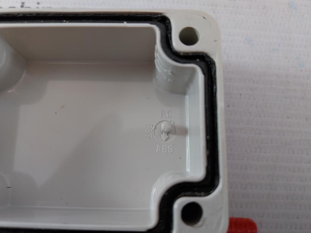 D.S.E. Hi Box Abs Ah250V F Unique Box (Sus Draw Latch)